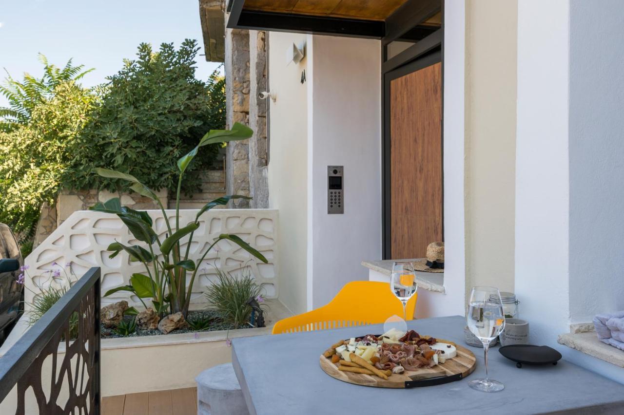 Skins Concept Boutique Apartment Chania  Екстер'єр фото
